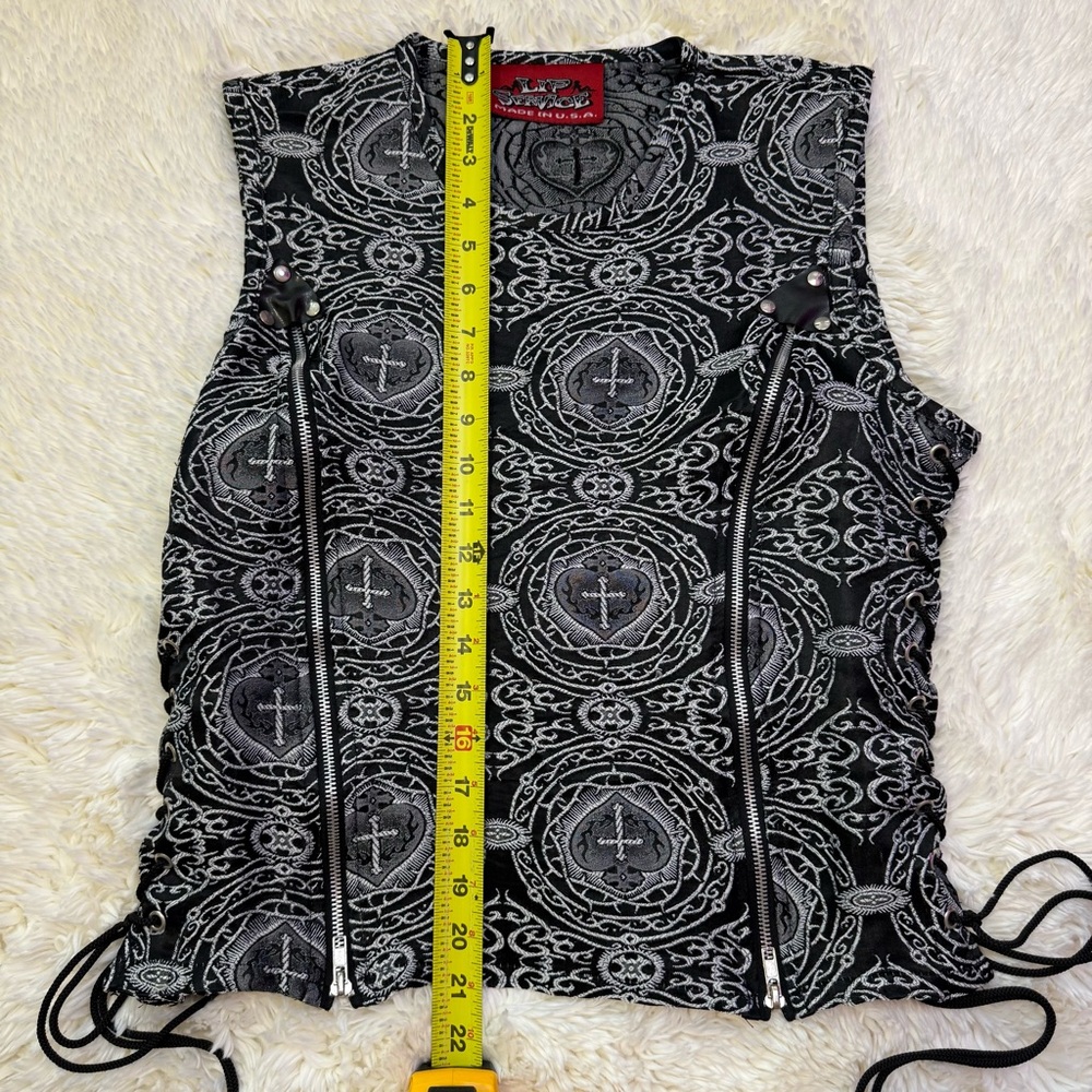 Lip Service Black Cross & Heart Zipper Side Tie Sleeveless Top - Picture 13 of 14